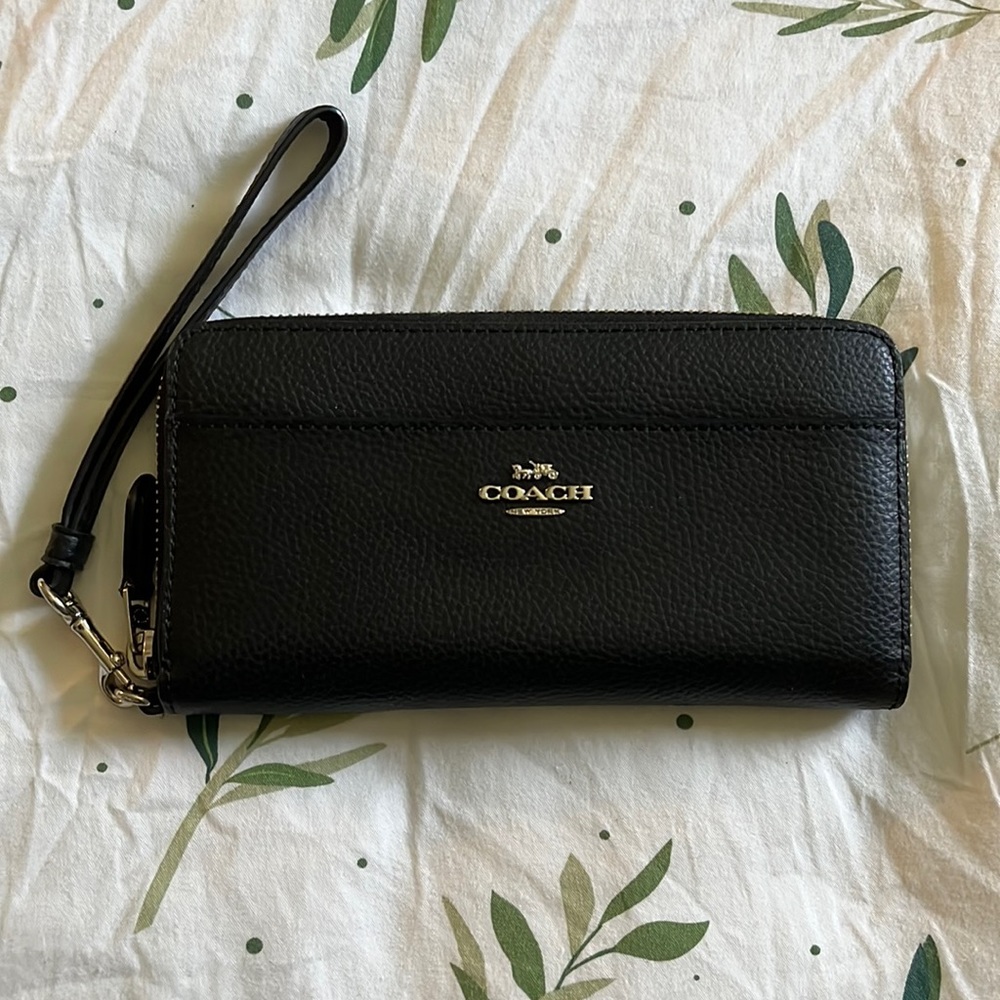 Coach Accordion Zip Wallet